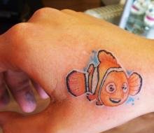 小丑鱼尼莫纹身图案Nemo tattoo