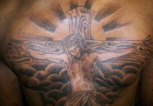 42款漂亮霸气的胸部纹身