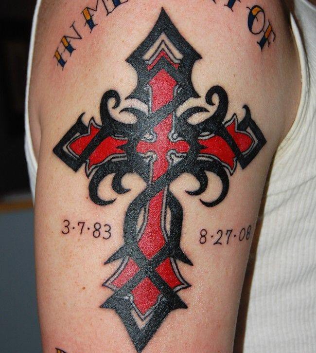 男人喜欢的十字架纹身图案