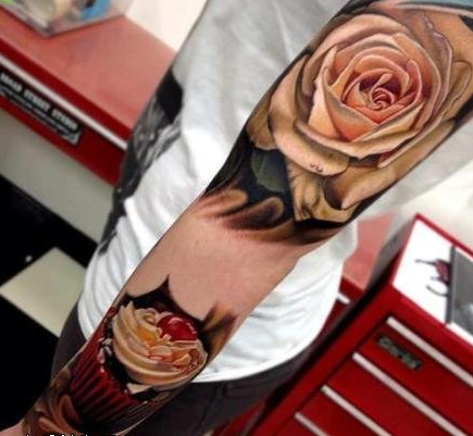 层层叠叠玫瑰纹身图案