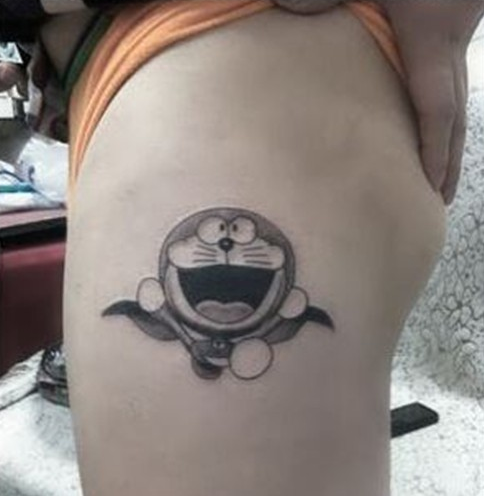 机器猫小叮当纹身图案