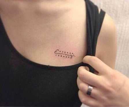 女性胸部小清新风格纹身图案大全