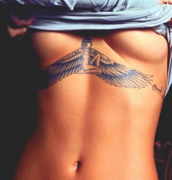 女生性感漂亮的纹身图案