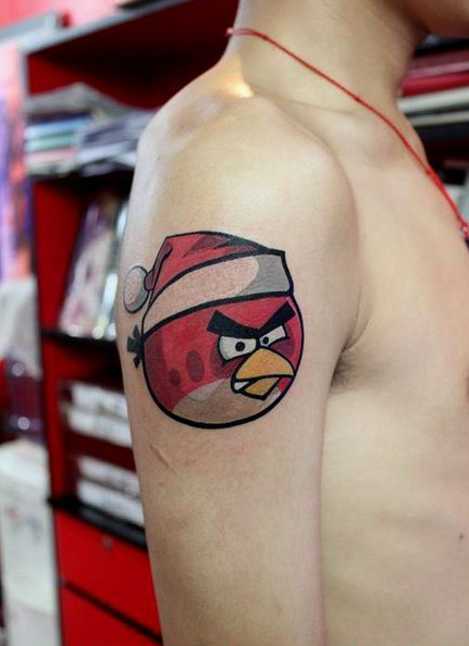 手臂愤怒的小鸟纹身图案
