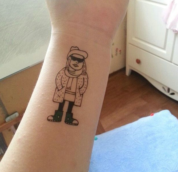 一组小清新又自然的手腕图腾纹身