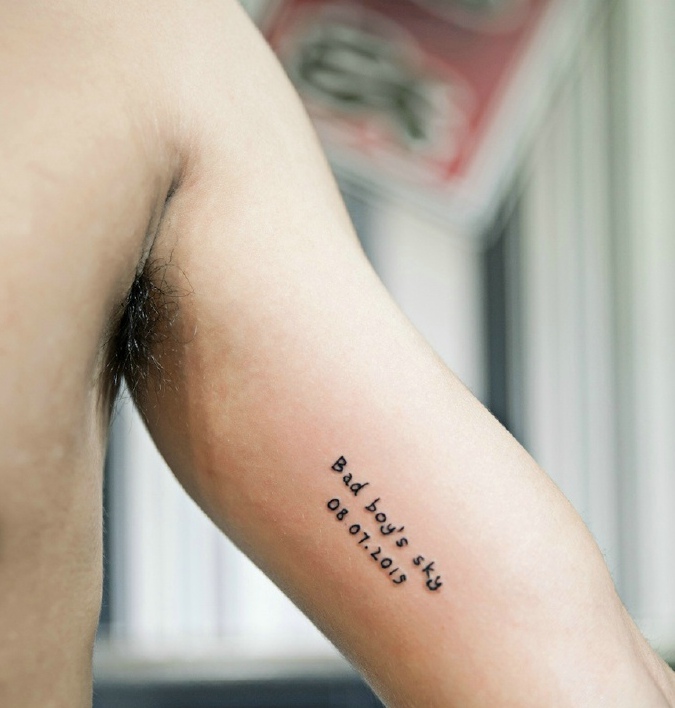 简单秀气小清新英文纹身