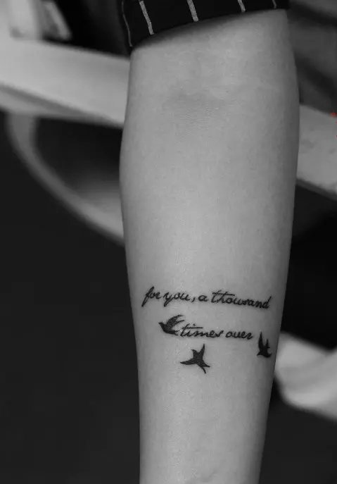 简单时尚大方的英文单词纹身