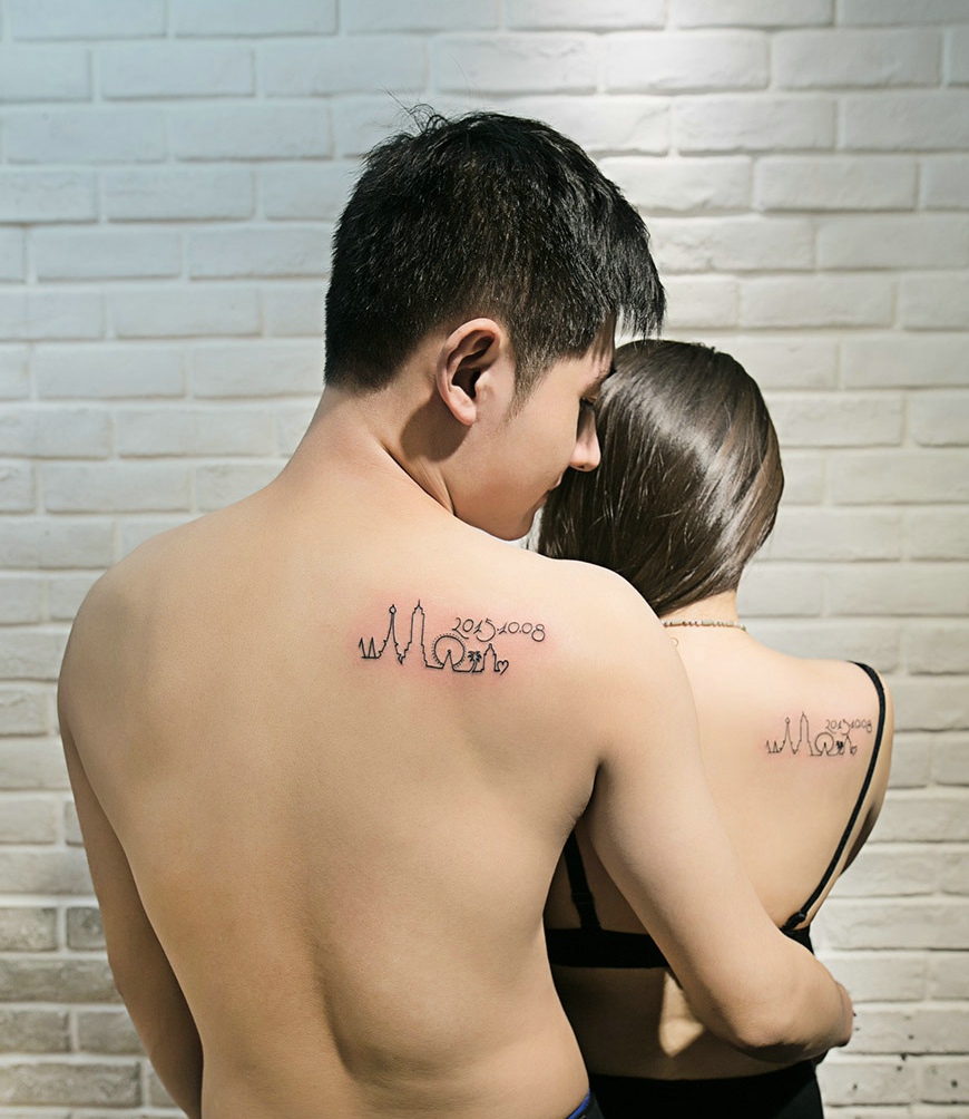 让我们永远相爱的时尚情侣纹身
