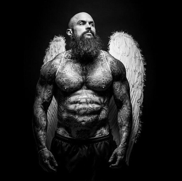 外国男明星满身图腾刺青酷到炸