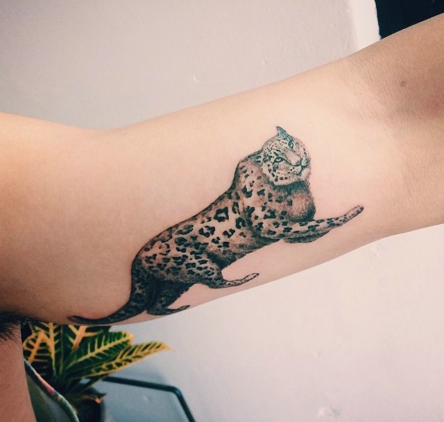 一组适合文静女生的小清新图案纹身