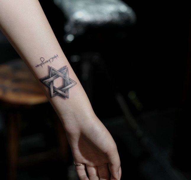 简单又不复杂的小清新图案纹身