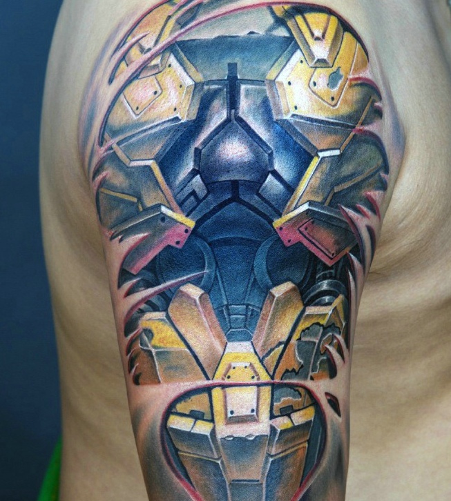 年轻人最喜爱的彩色图腾纹身