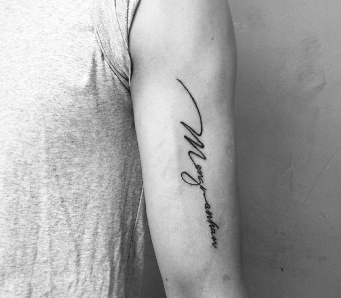 清新自然又时尚的简单英文纹身