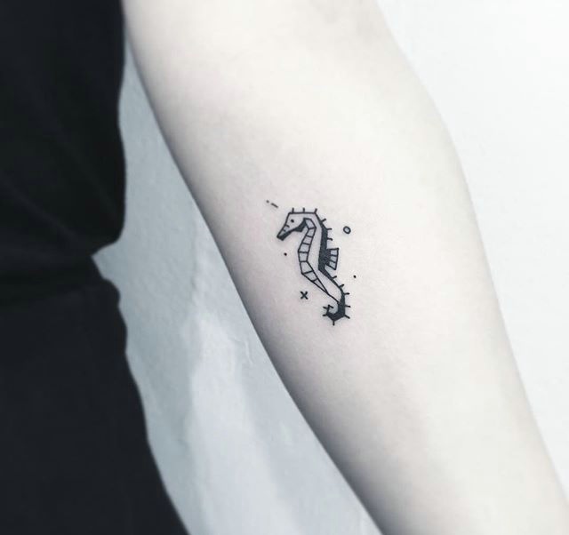 一组非常耐看的小图腾纹身