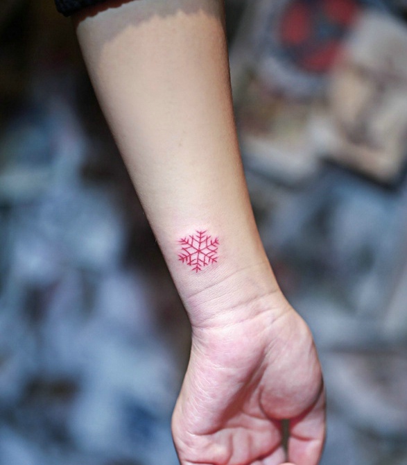 一组小清新又优雅的小图案纹身