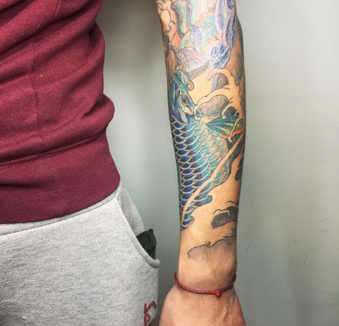 成功男士必不可缺的鲤鱼刺青