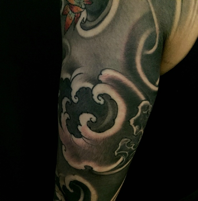 帅气的现代派手臂图腾刺青