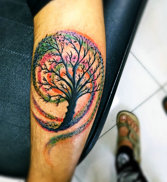 一组五彩冰纷的创意图腾刺青