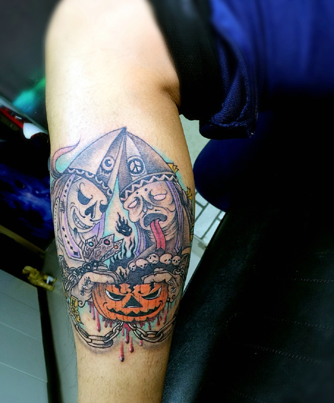 一组五彩冰纷的创意图腾刺青