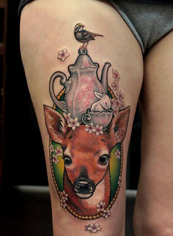 大腿鹿纹身图案