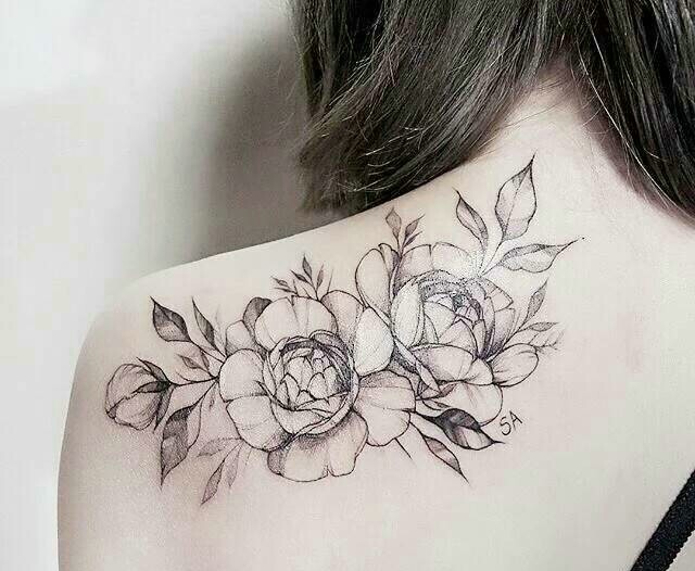 适合小女生的小清新图腾纹身