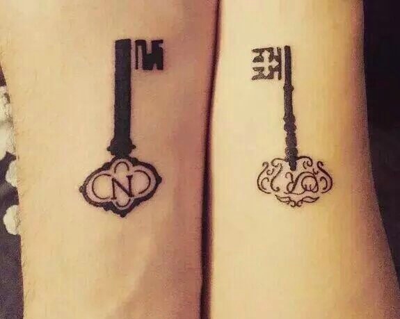 低调的小清新唯美情侣纹身