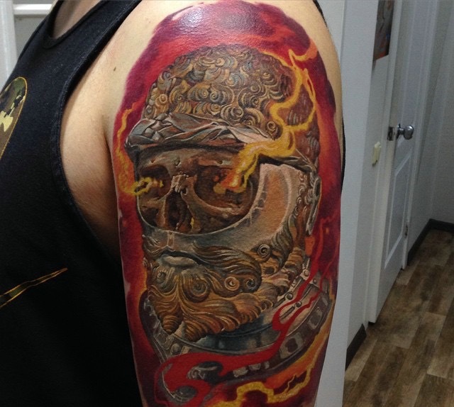 几款闪闪发亮的手臂彩色图腾刺青