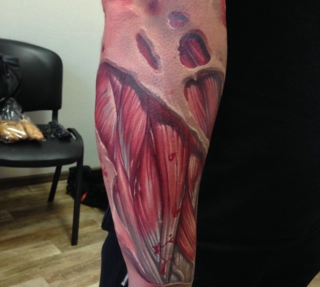 几款闪闪发亮的手臂彩色图腾刺青