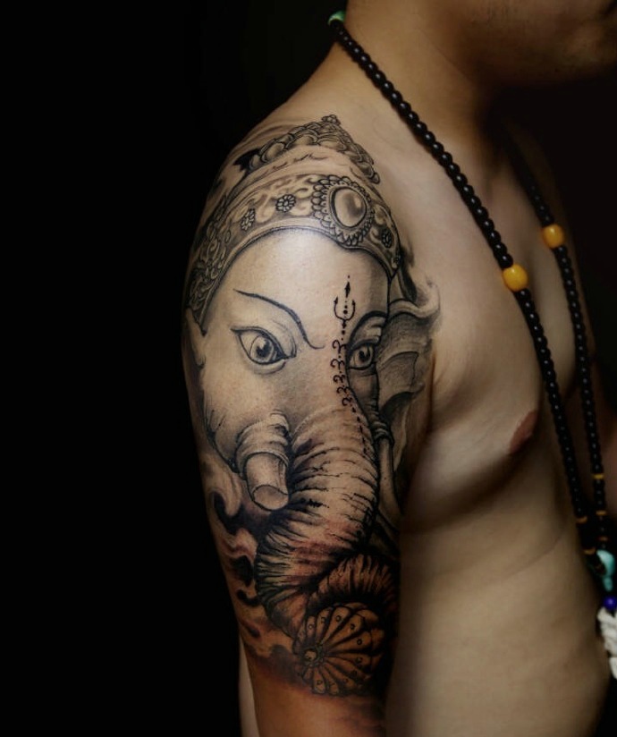 一组适合魅力男士的图腾纹身图案