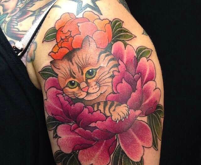 美丽花朵纹身图案性感妩媚