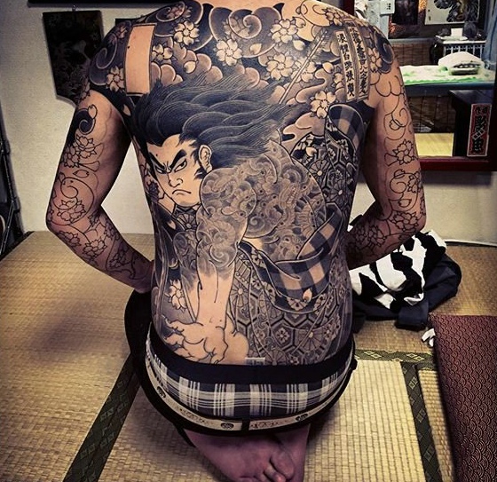 满背日本图腾纹身图案帅气完美