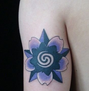 手臂内侧刺青花纹身图案