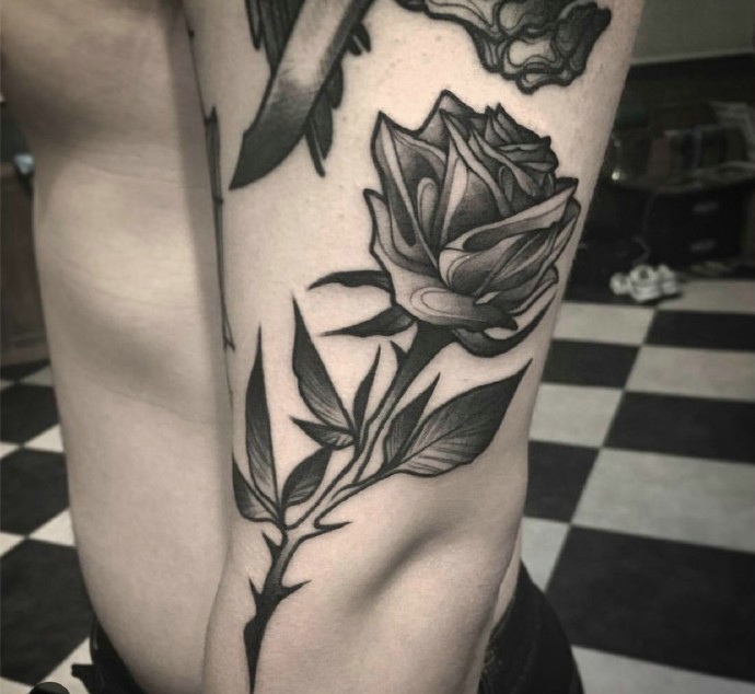 一组非常有味道的school风格的黑灰纹身图案