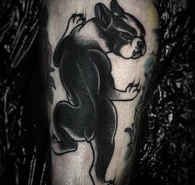 大臂黑豹纹身图片胆量十足