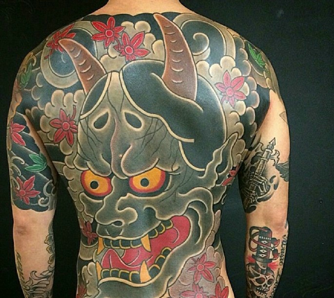 满背大般若纹身图案很狂野