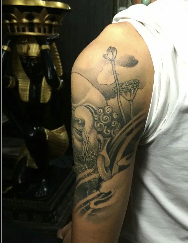 传统个性的手臂图腾纹身图案