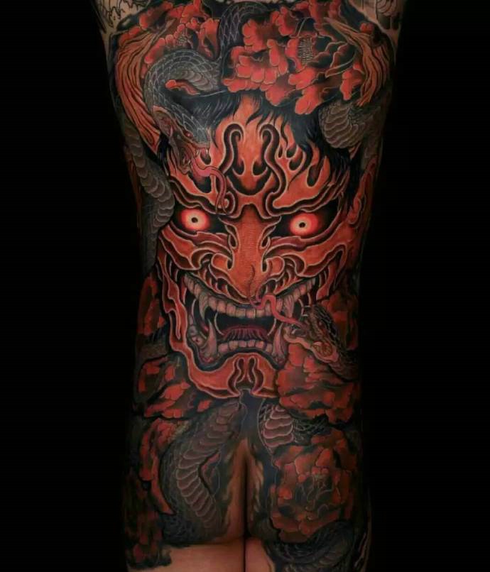 满背彩色大般若纹身图片酷爆了