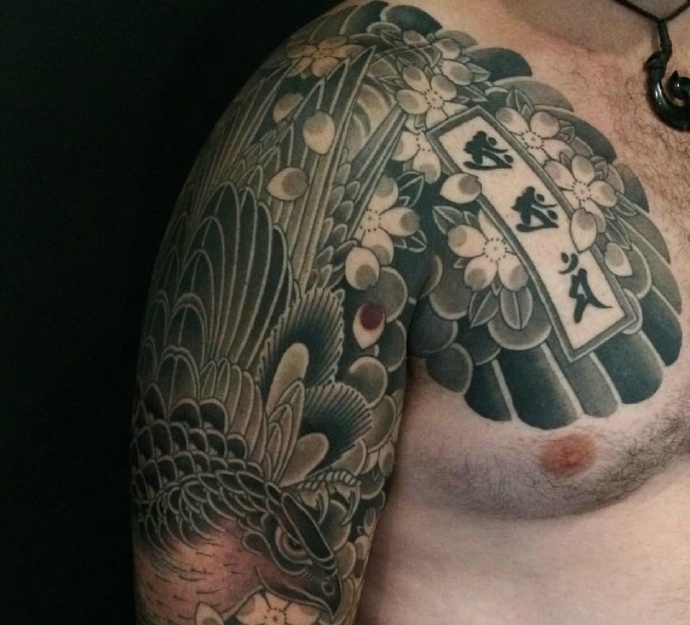 超级有男人味的半甲纹身图案