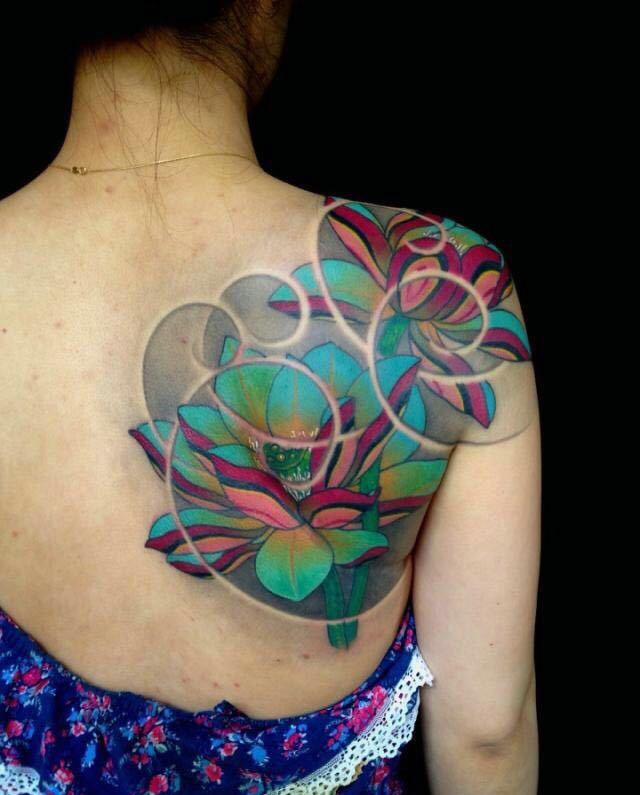 一组超级闪眼的彩色图腾纹身图案