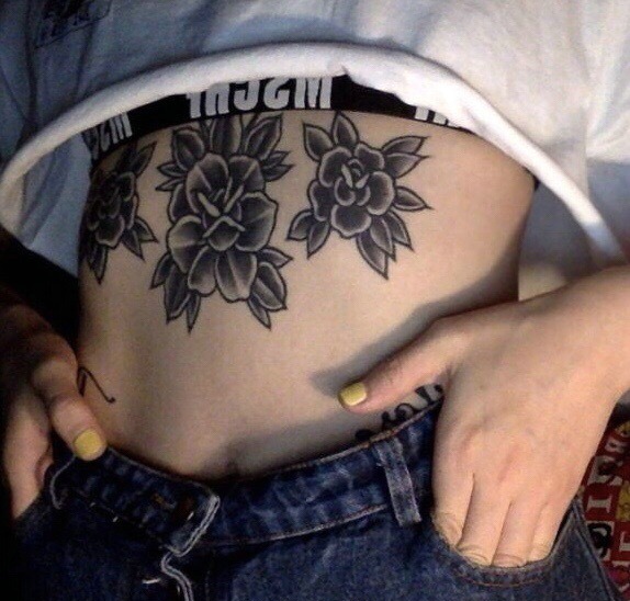 一组非常耀眼个性的花朵纹身图案