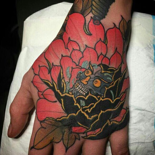 一组花手纹身图案让你与众不同