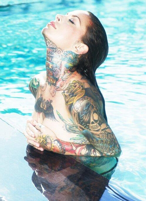 性感的美女个性漂亮的上半身纹身图案