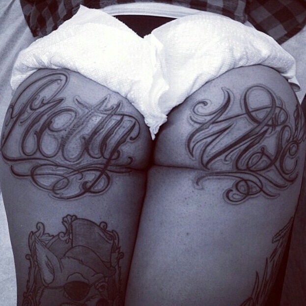 处在女人最敏感地方的图腾纹身图案