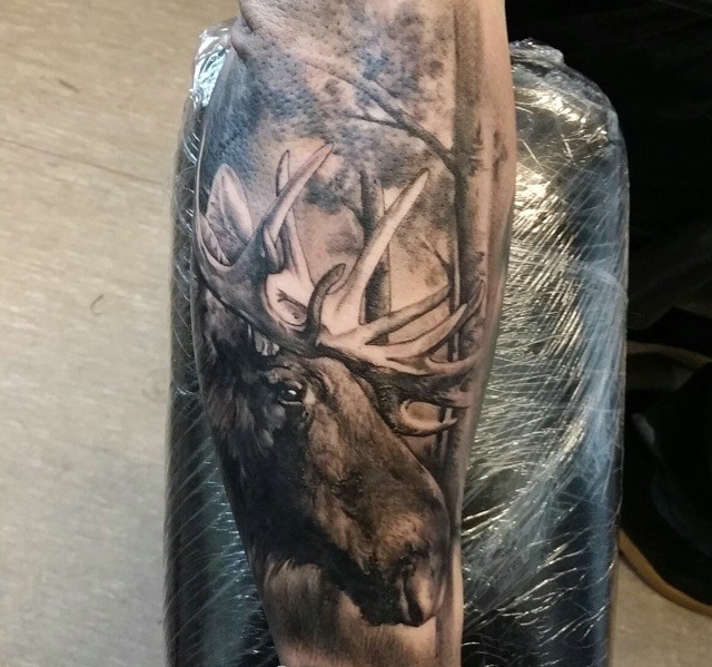 一组相当狂野的3d黑白纹身图案