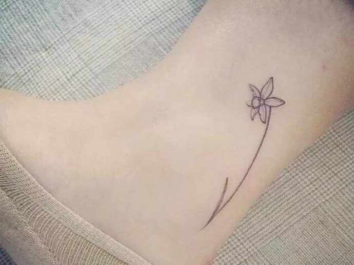 一组裸脚小清新纹身图片唯美秀气