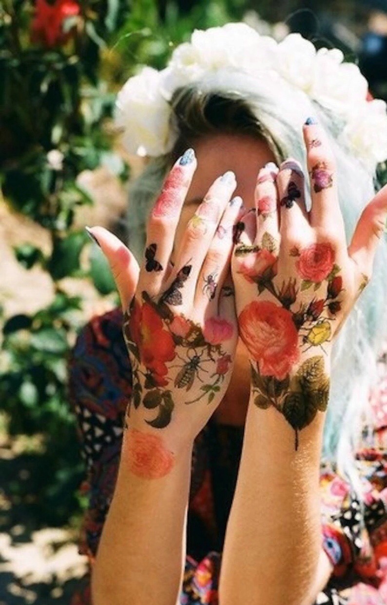 适合时尚美女的双花臂纹身图片