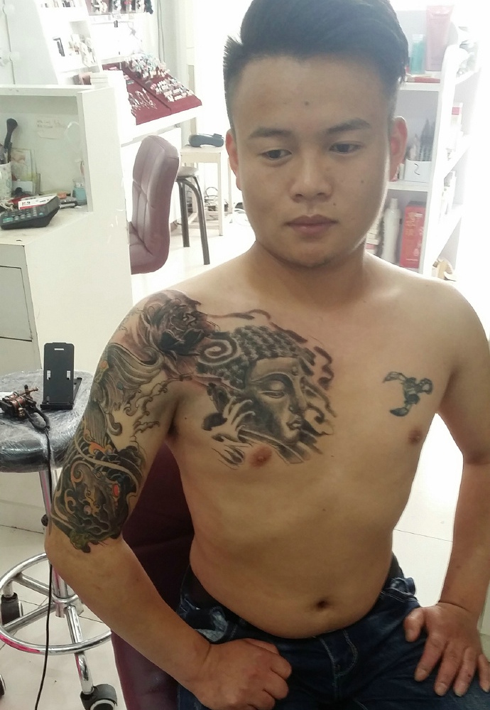 简直帅气到爆的半甲纹身图片