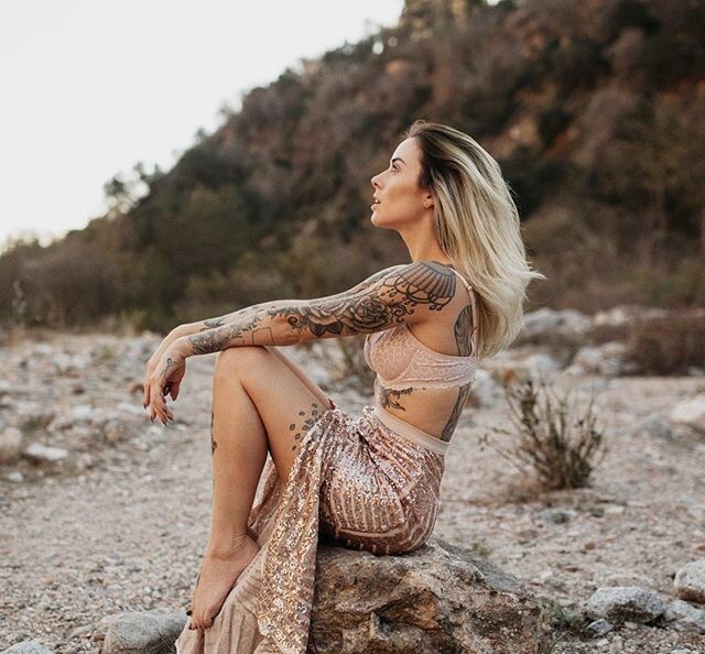 一组欧美女人的性感纹身图案回头率极高