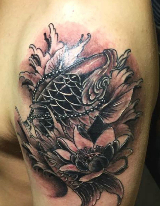 一组非常火爆的经典鲤鱼纹身图案