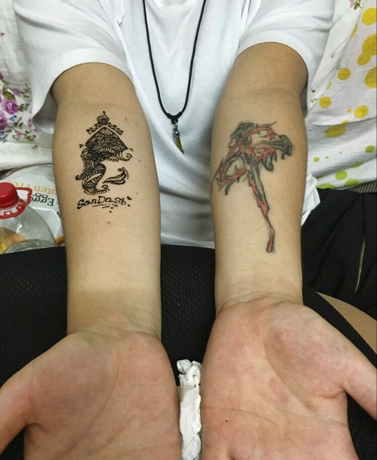 双手臂不一样的个性图腾纹身图案